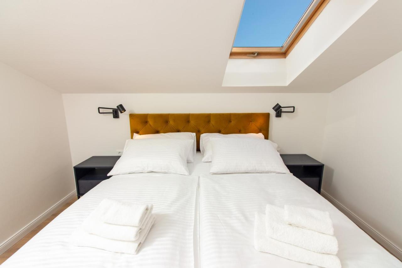 Beachside Apartment Attico Split Exterior foto